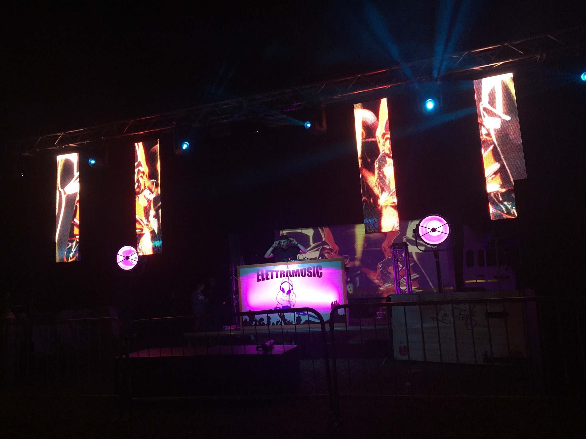 Foto 5 di DJ PISQUO