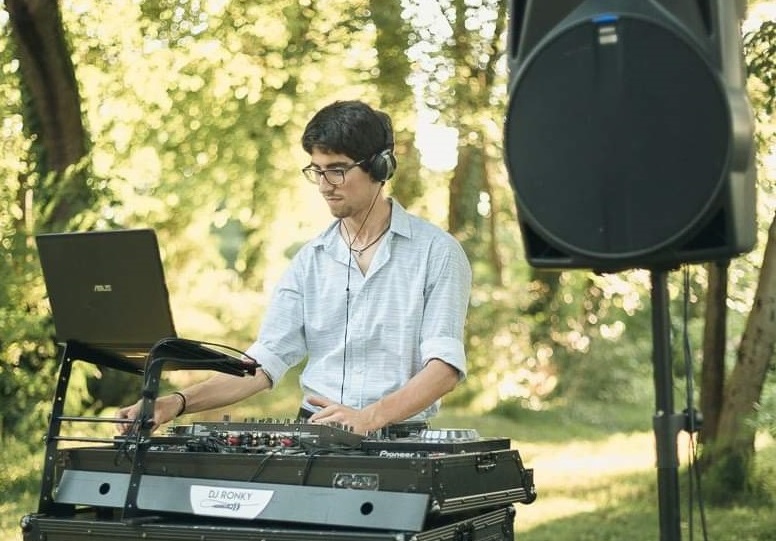 Foto 3 di DJ RONKY