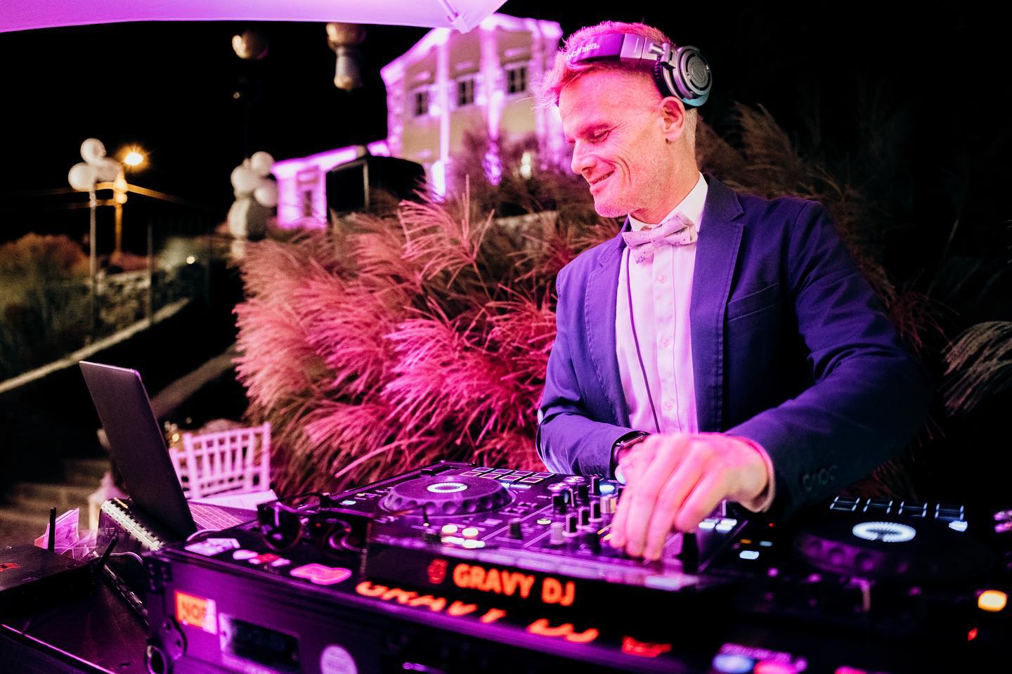 Foto 3 di GRAVY DJ