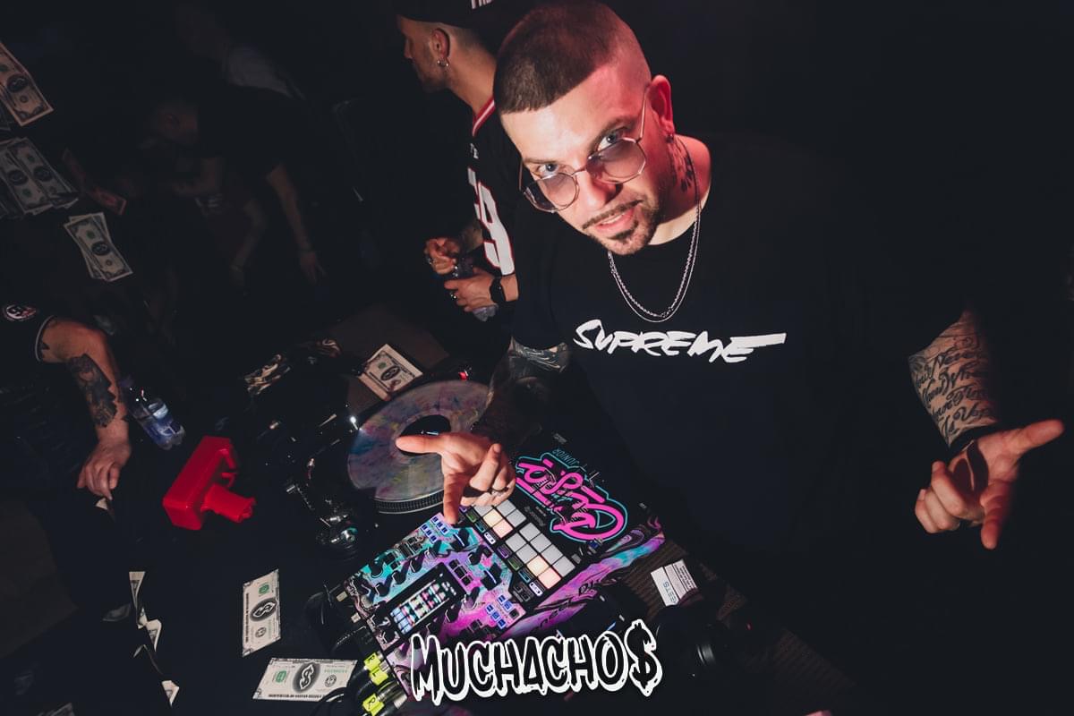 Foto 1 di DJ CISO JR