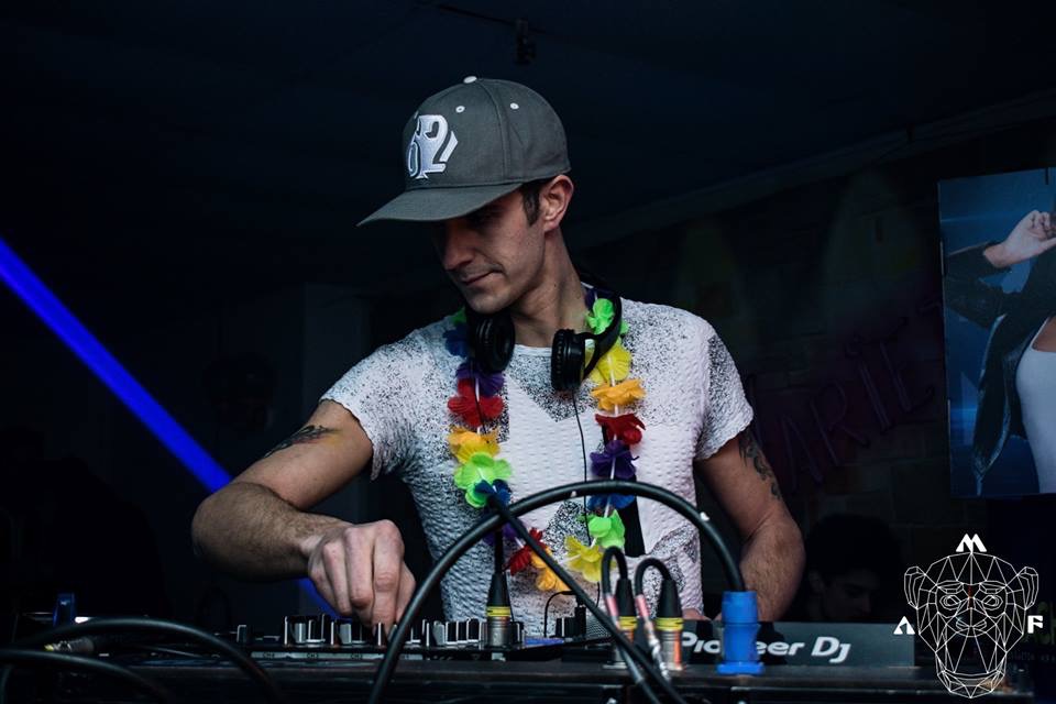 Foto 4 di DJ SIMOX