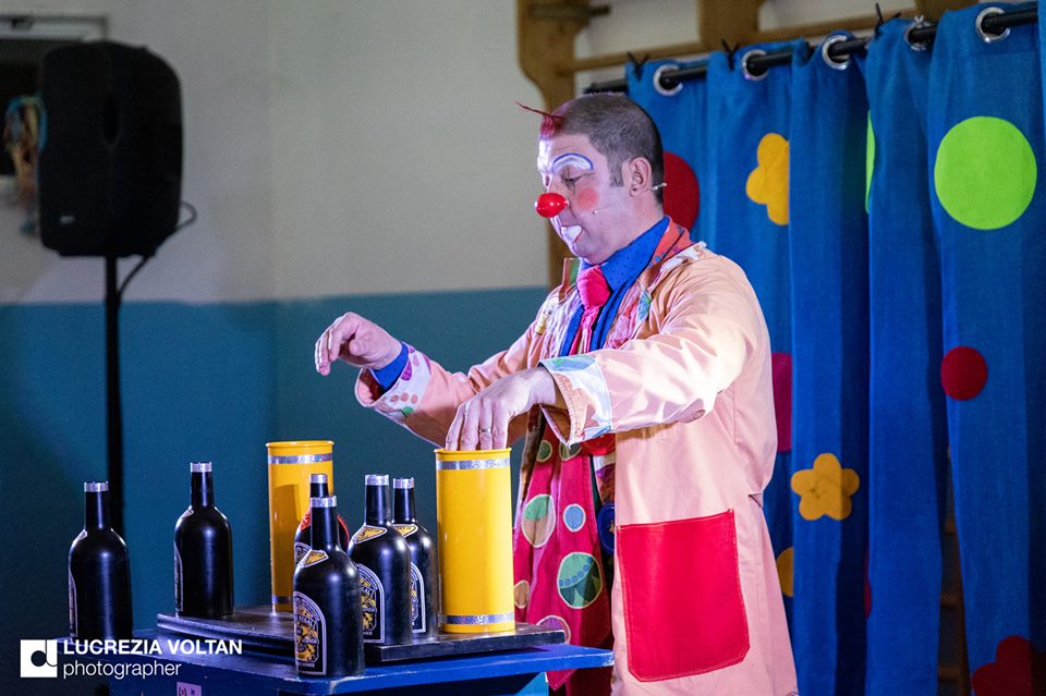 Foto 9 di TEONE IL CLOWN
