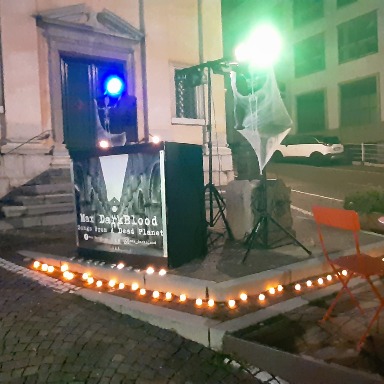 Foto 2 di MAX DARKBLOOD