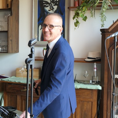 MUSICA E CLAUDIO