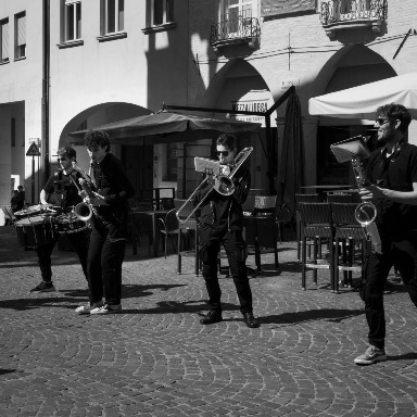 Foto 3 di UNBRASSED BAND