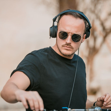 GABRI V