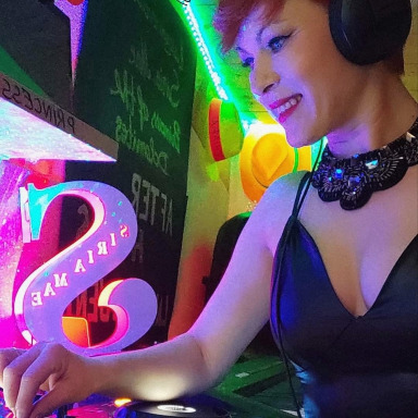 Foto 1 di DJ SIRIA MAE