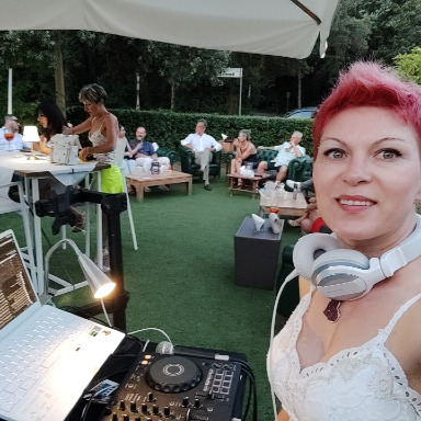 Foto 5 di DJ SIRIA MAE
