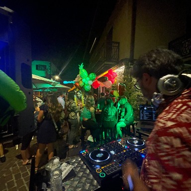 Foto 6 di DEEJAY BOND