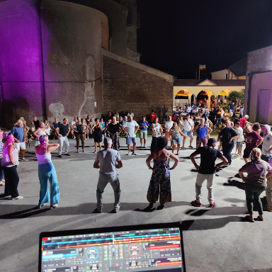 Foto 1 di DJ RE ARTU'