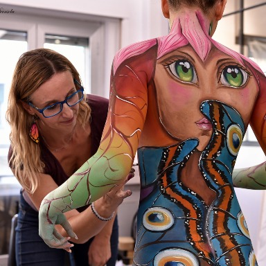 ILARIA CAMPLANI PAINT ART
