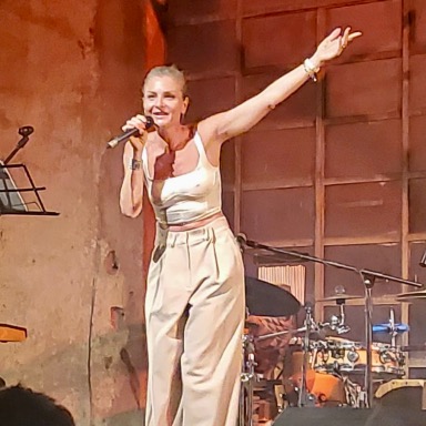 Foto 6 di ELEONORA PASTORELLI