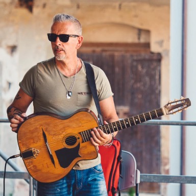 Foto 4 di GIANNI TOMAZZONI