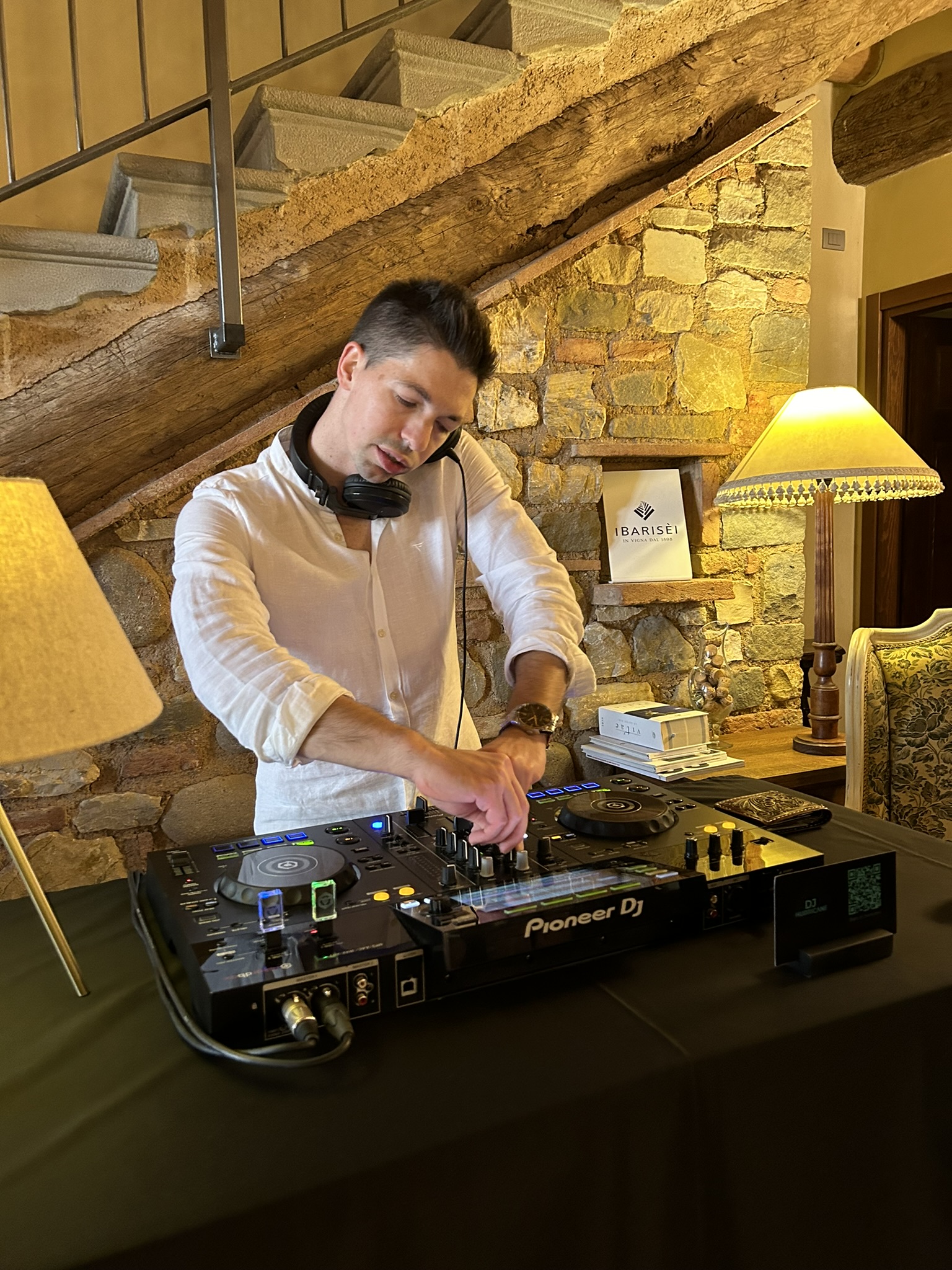 DJ HURRICANE