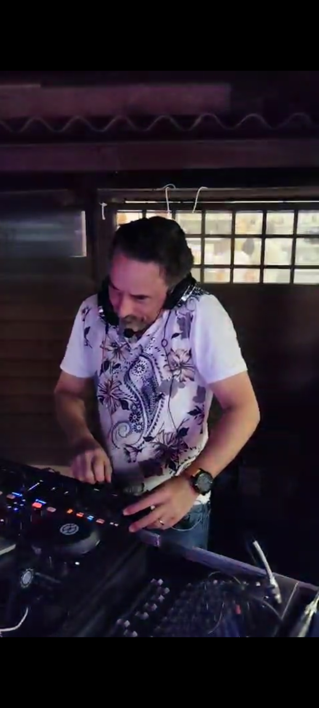 DJ KAMA