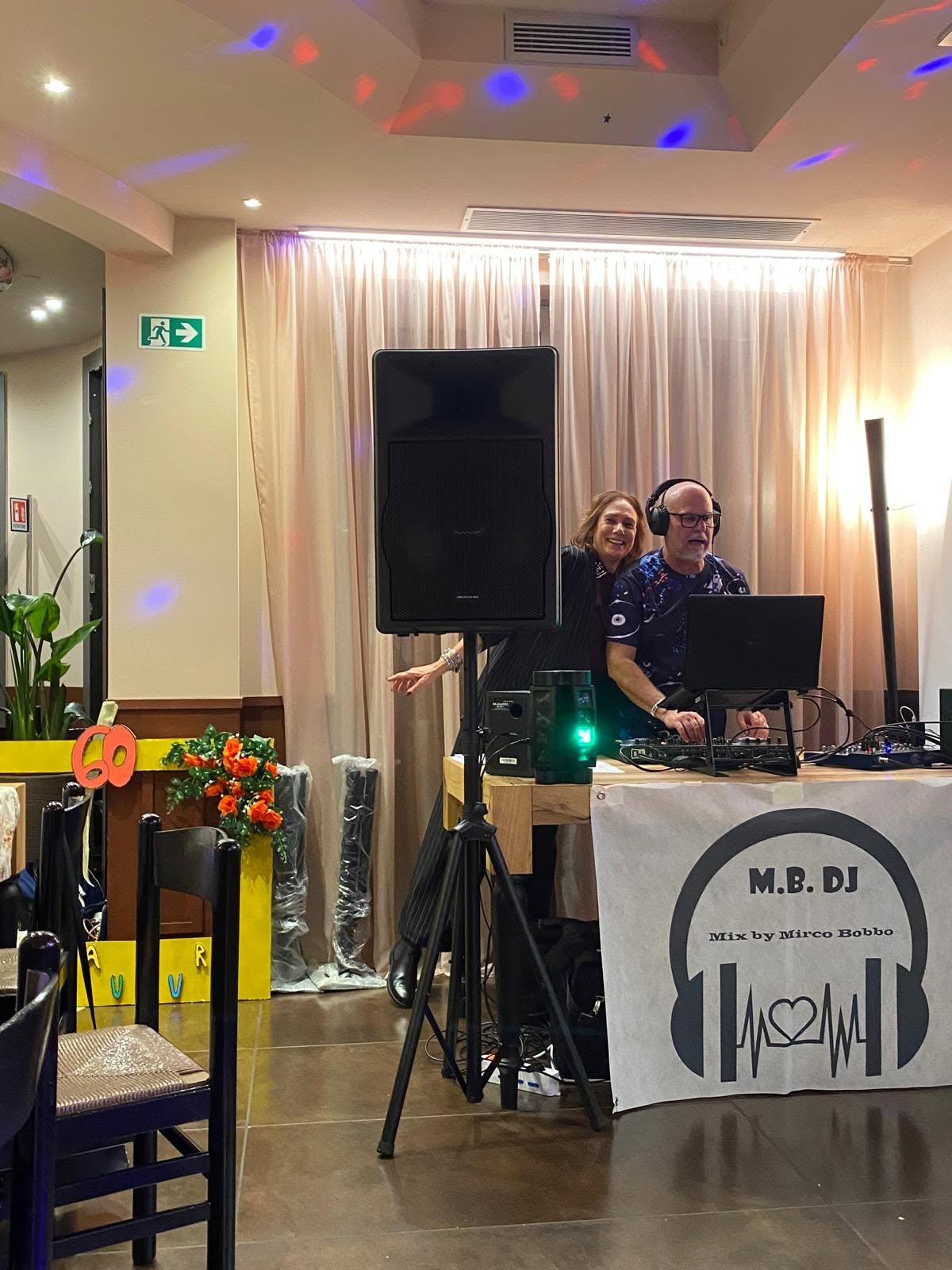 Foto 4 di M.B. DJ