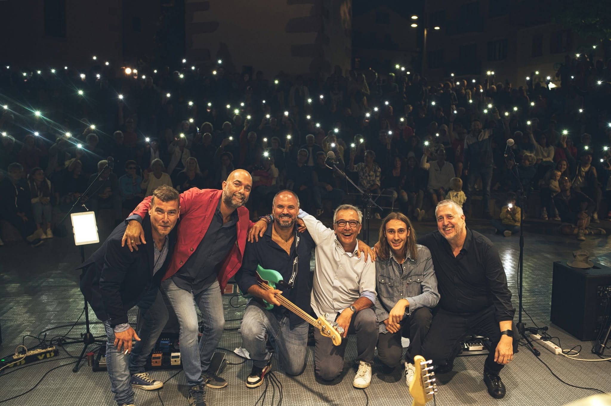 Foto 1 di ENCORE DIRE STRAITS TRIBUTE