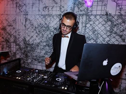 Foto 1 di DARIO DJ PROFESSIONAL WEDDING