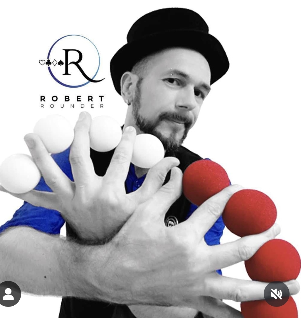 ROBERT ROUNDER