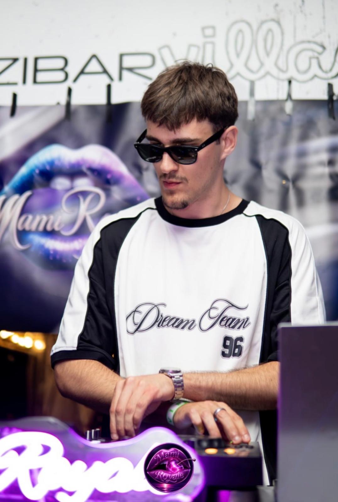 dj fonta