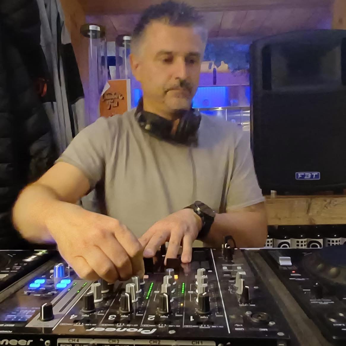RICKY DJ