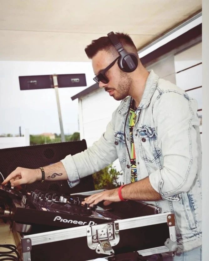 Foto 6 di DEEJAY PIER