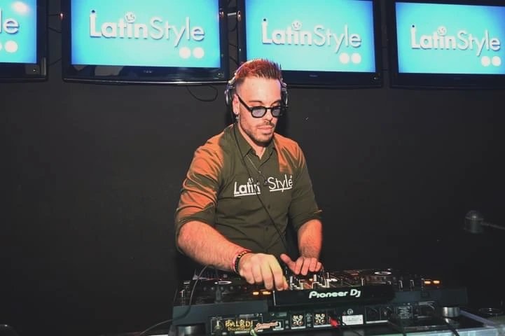 DEEJAY PIER