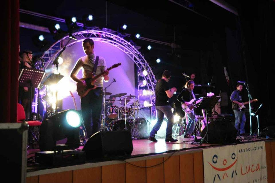 Foto 2 di SHINING DIAMOND